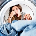 ترفندهای از بین بردن بوی بد ماشین لباسشویی برای افراد مبتدی