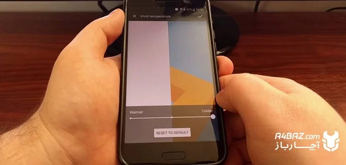 مشکل تغییر رنگ صفحه نمایش موبایل HTC مشکل تغییر رنگ صفحه نمایش موبایل HTC