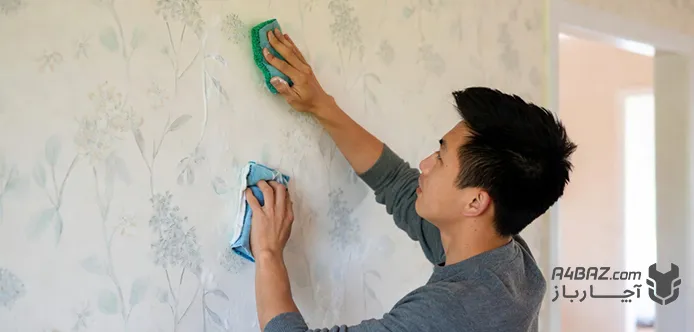 تمیز کردن کاغذ دیواری قابل شستشو با دستمال مرطوب