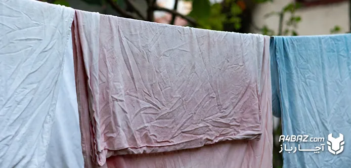 ملحفه‌های شسته شده رنگ پریده