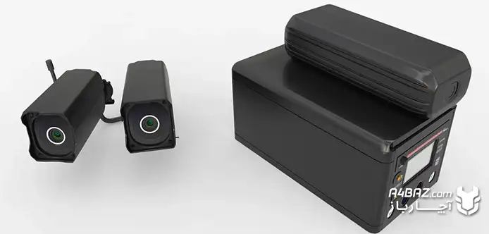 یک UPS مخصوص دوربین مداربسته در کنار دو دوربین